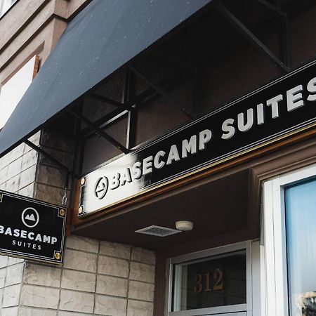 Basecamp Suites بانف المظهر الخارجي الصورة