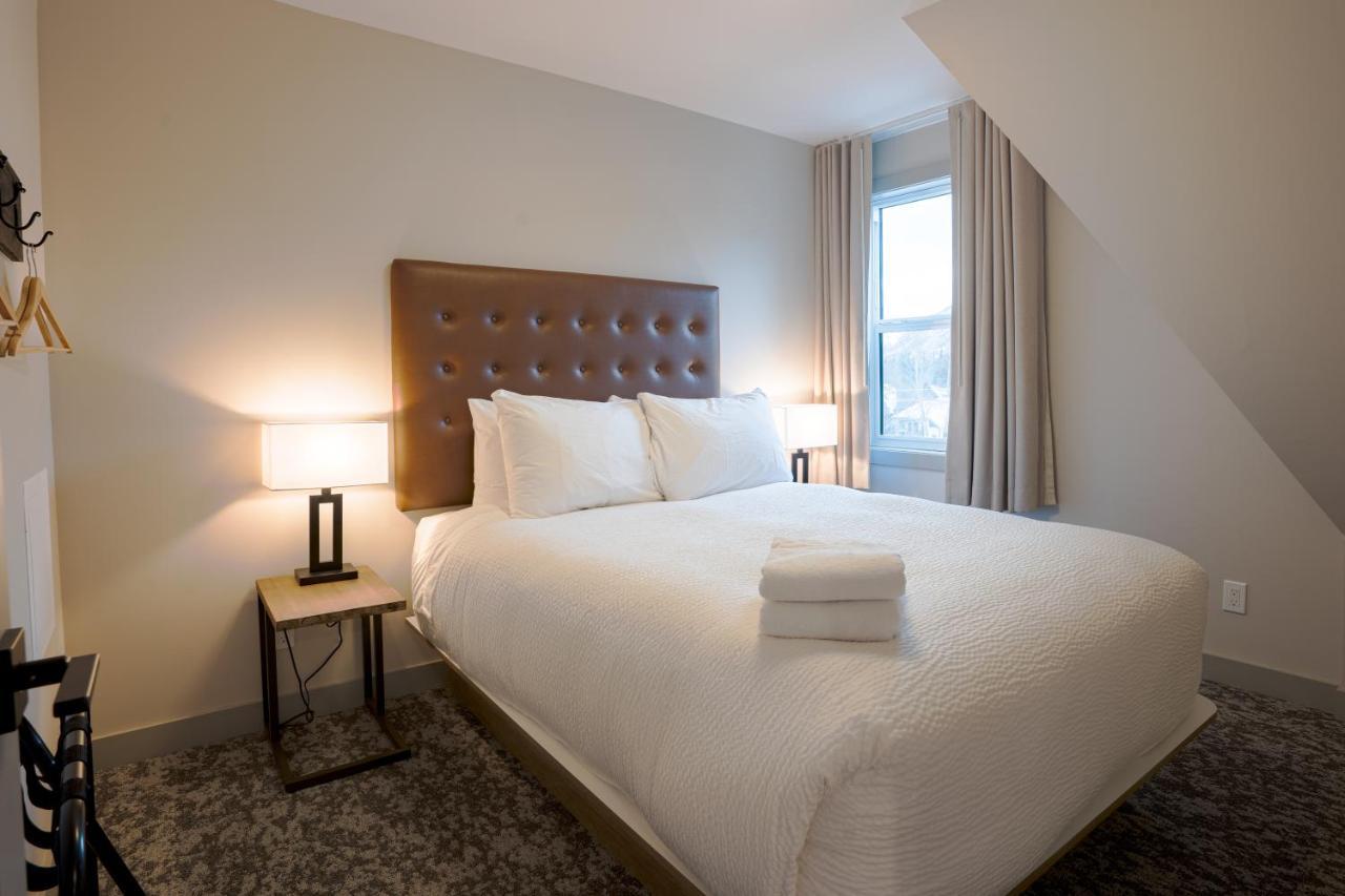Basecamp Suites بانف المظهر الخارجي الصورة