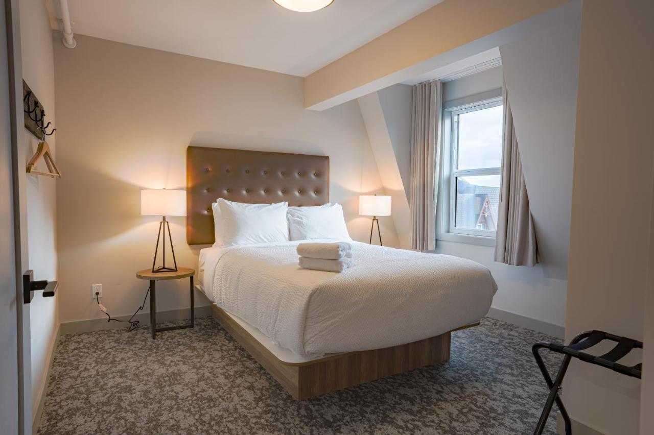 Basecamp Suites بانف المظهر الخارجي الصورة