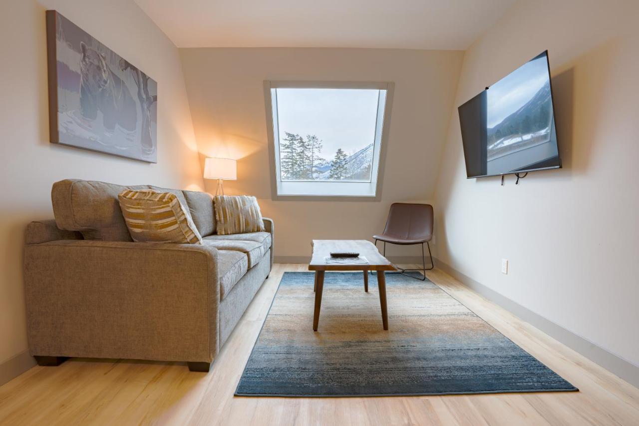 Basecamp Suites بانف المظهر الخارجي الصورة