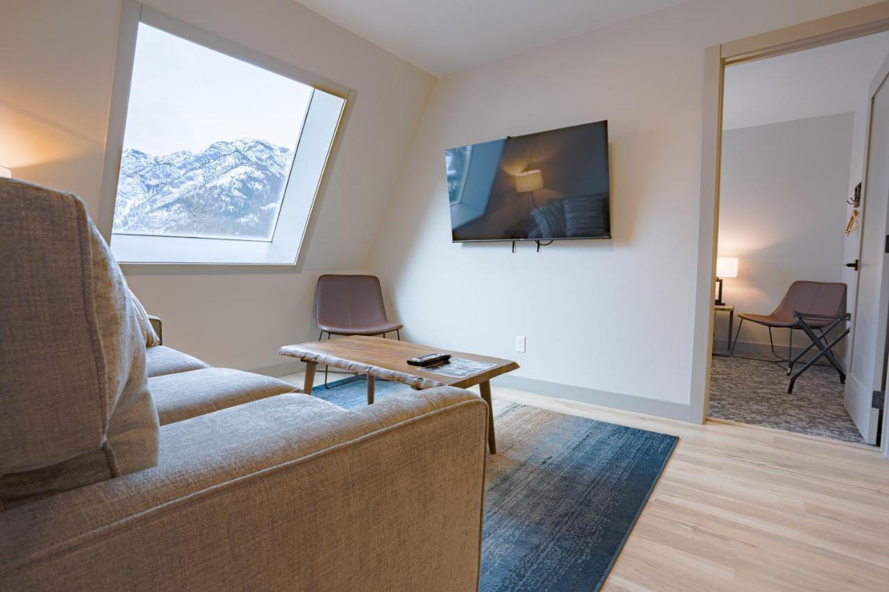 Basecamp Suites بانف المظهر الخارجي الصورة